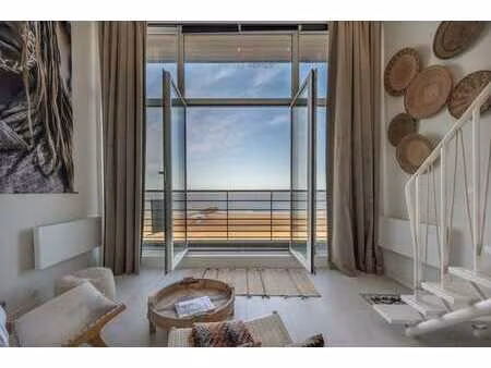 studio exclusif en mezzanine avec vue panoramique sur la ...