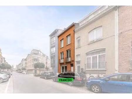 prêt à emménager  immeuble de rapport loué en plein centre …