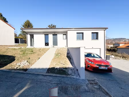 maison 4 pièces de 115 m2