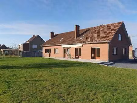 maison 6 chambres avec jardin et garage