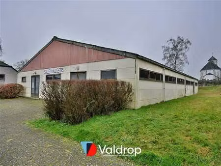 entrepôt / salle / atelier 430m2 - léglise