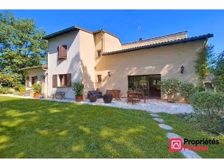 villa esperce 6 pièces 272.8 m2