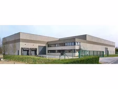 batiment industriel a ghislenghien + appartement