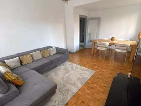 appartement 1ch au rdch avec jardin et garage