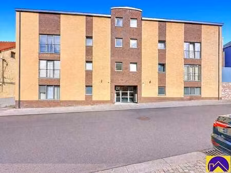 déjà loué -> très bel appartement 2 ch rénové avec parking 1