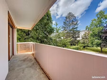 appartement 4 pièces 77 m²