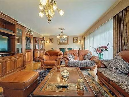 appartement 3 chambres meublé avec terrasse et jardin