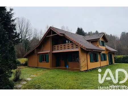 chalet 7 pièces 230 m²