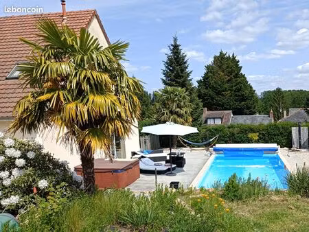 maison 140m2 avec piscine 72510 pontvallain
