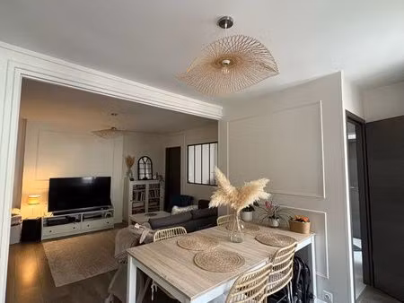 t2 meublé – centre-ville – rénové