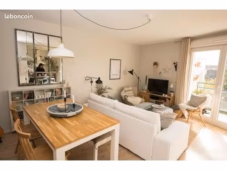 cherche logement uniquement sur châlons