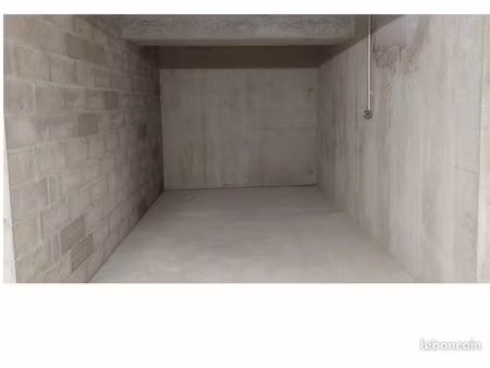 garage 12 m² saint bernard