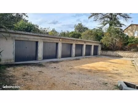 à louer garage 20m2 - sécurisé accès 6h-23h