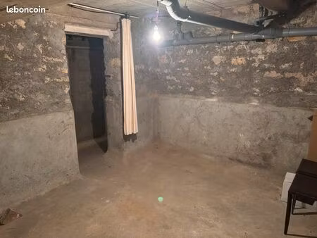 grande cave 13 m2 lorient centre-ville