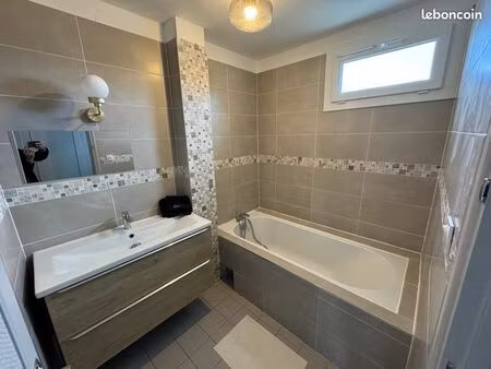 les angles - appartement très lumineux