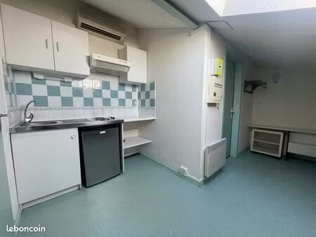 studio au pied de la faculté champollion albi unesco