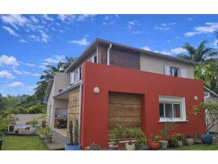 maison saint-paul 148 m² t-5 à vendre  630 000 €