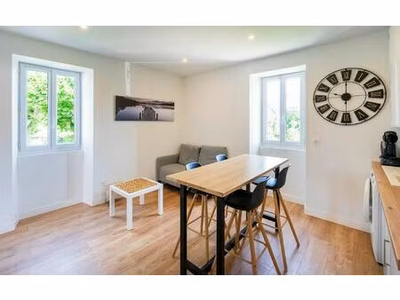 location appartement  42.57 m² t-3 à biarritz  825 €