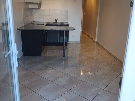 f2 de 38m2 mitry bourg