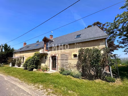 grande maison de campagne avec dépendances