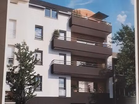 perverie proche tramway/ facs t1 récent