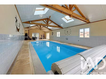 vente maison 7 pièces 240 m² rom (79120)