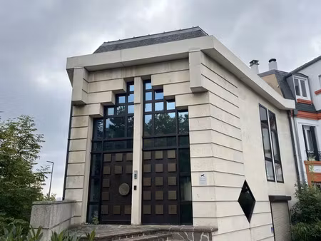 bureaux rénovés à louer centre de suresnes