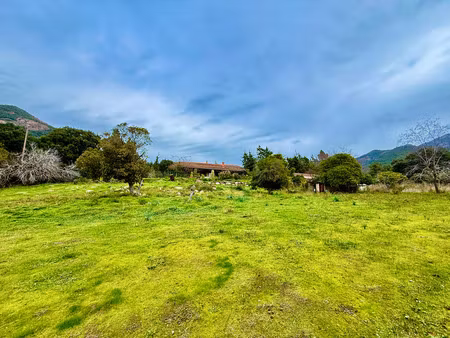 sagone (corse) : propriete à vendre  maison t4 + dépendance avec 2 appartements t1  sur te