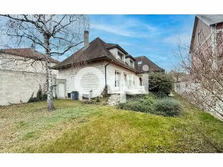 maison soissons 230 m² t-8 à vendre  490 000 €