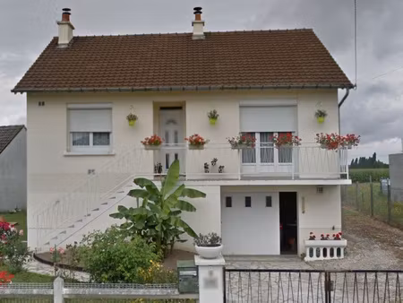 a vendre - trainou - maison sous-sol