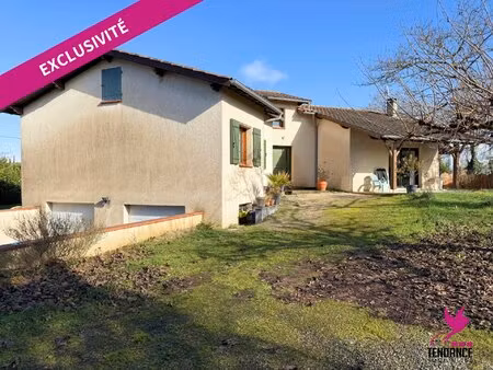villa 4 chambres avec jardin de 1 991 m² à grenade-sur-garonne.