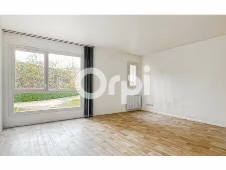 location appartement  m² t-3 à évreux  790 €