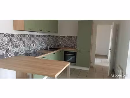 à louer – appartement 3 pièces 58 m² avec balcon – montussan
