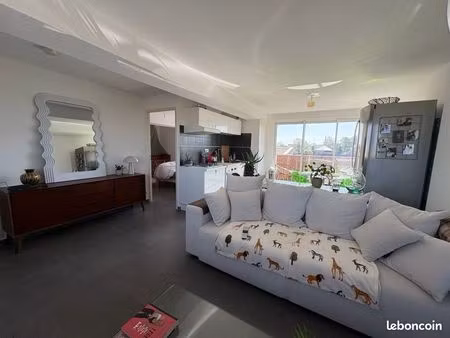 beau t2 lumineux à la campagne à 5 min a23