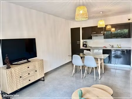 locationt3 meublé à six fours