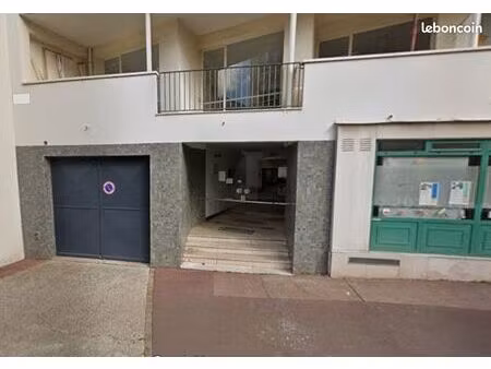 place parking à vendre rue danton - mairie d'issy