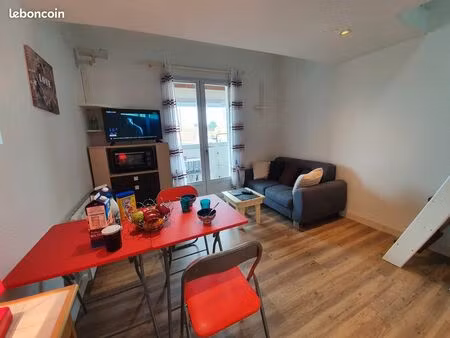 studio meublé avec mezzanine