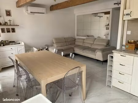 t4 centre ville saint zacharie