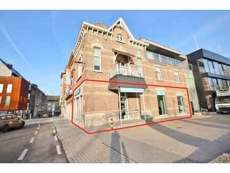 mooie handelsruimte met veel potentieel