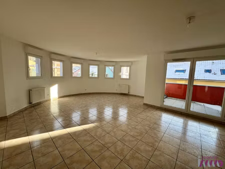 a vendre belfort appartement t4 - ascenseur- garage- terrasse