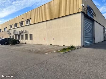 entrepôt 540 m² avec bureaux climatisés – vitrolles – accès camions