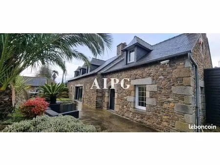 longère 6 pièces 138 m²