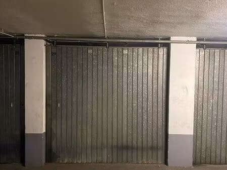 garage / box fermé - 15.5m2