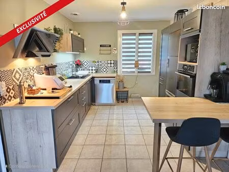 maison 5 pièces 90 m²