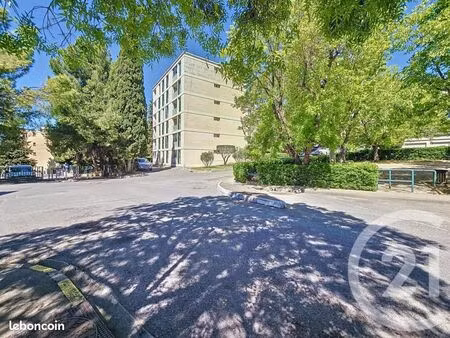 appartement 5 pièces 93 m²