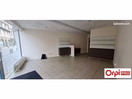 local commercial 85 m²