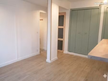 bureaux à louer local professionnel 112 m² plain-pied