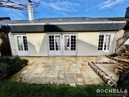 maison 6 pièces 145 m²