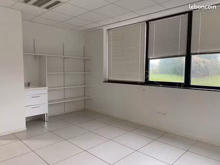 bureaux 17 m² lamballe armor