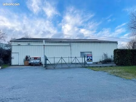 entrepôt le may-sur-èvre